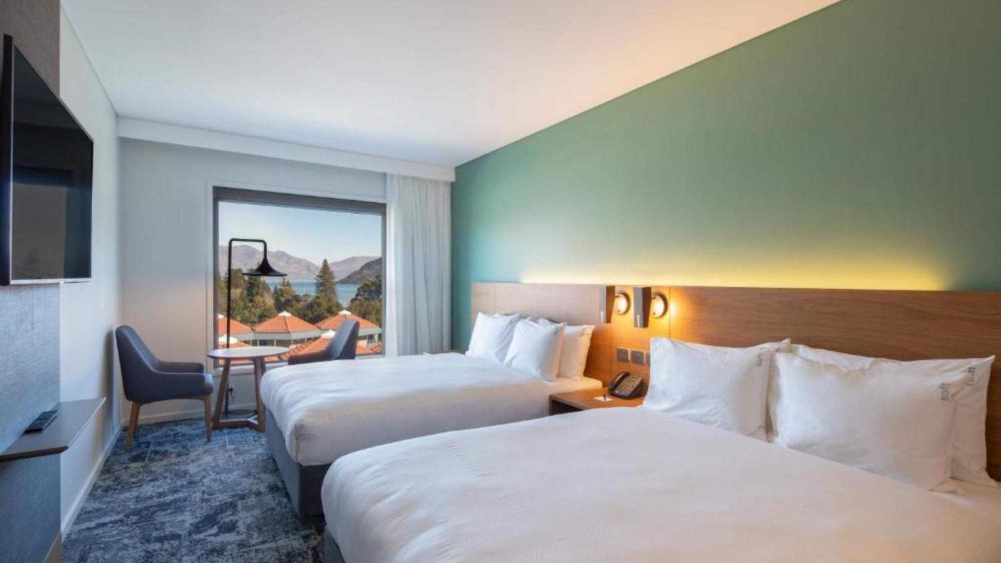 Hotel Express & By Ihg Queenstown
