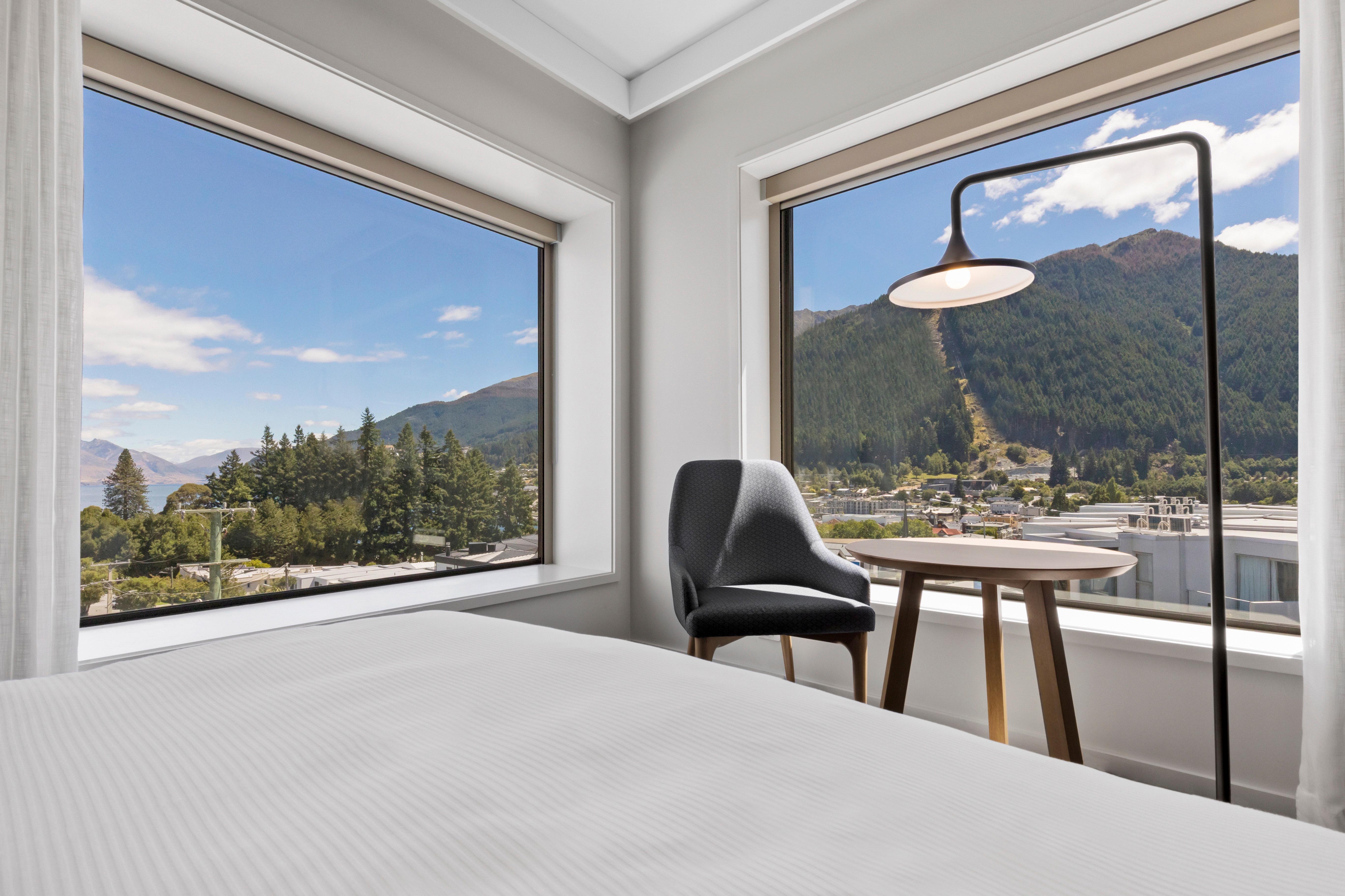 Express & By Ihg Hotel