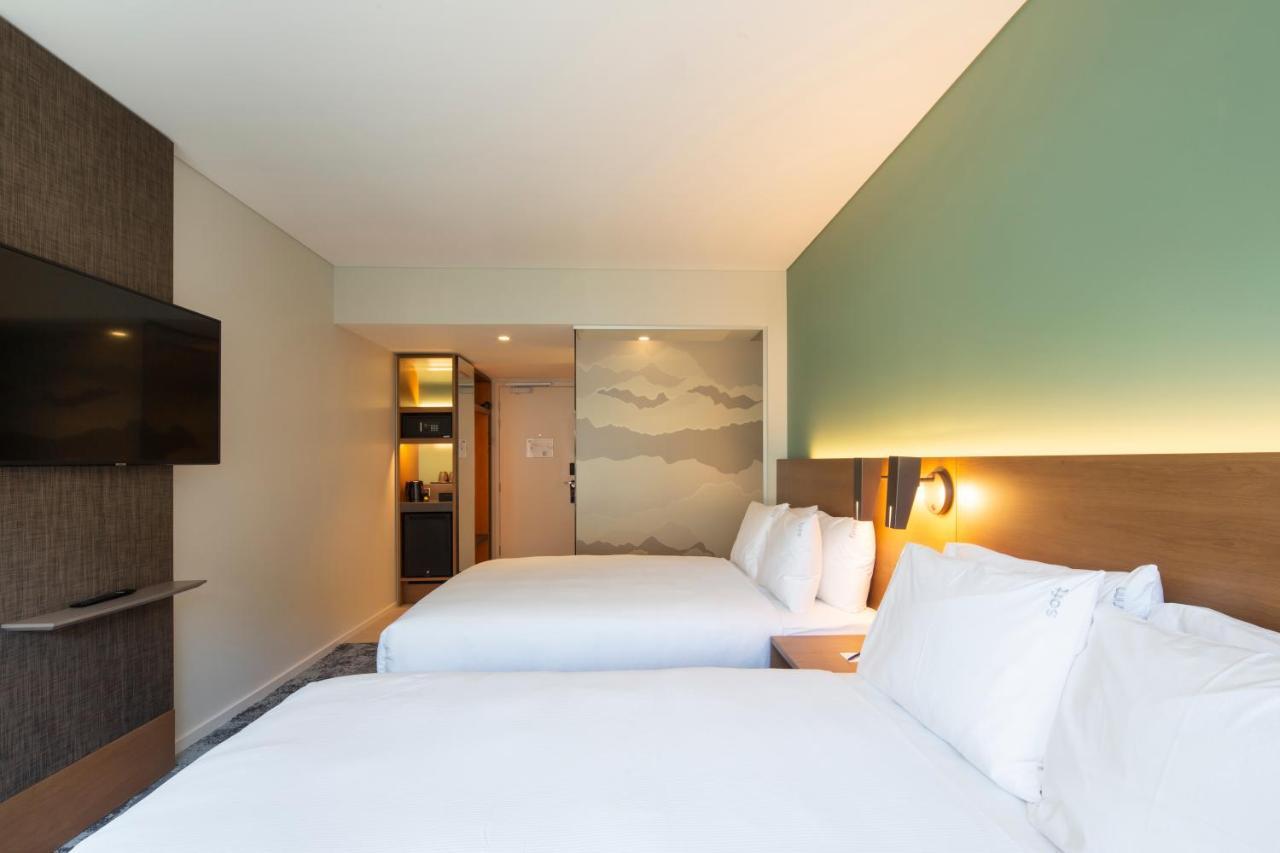 Hotel Express & By Ihg